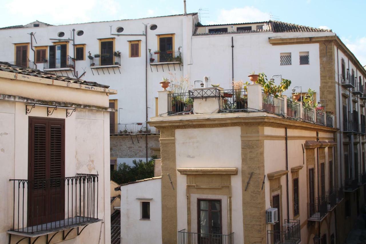 Casa Cecile Apartment Palermo Exterior photo